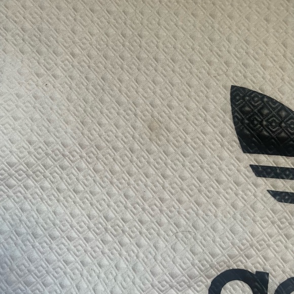 Adidas cropped sporty t-shirt, size m - Picture 4 of 4